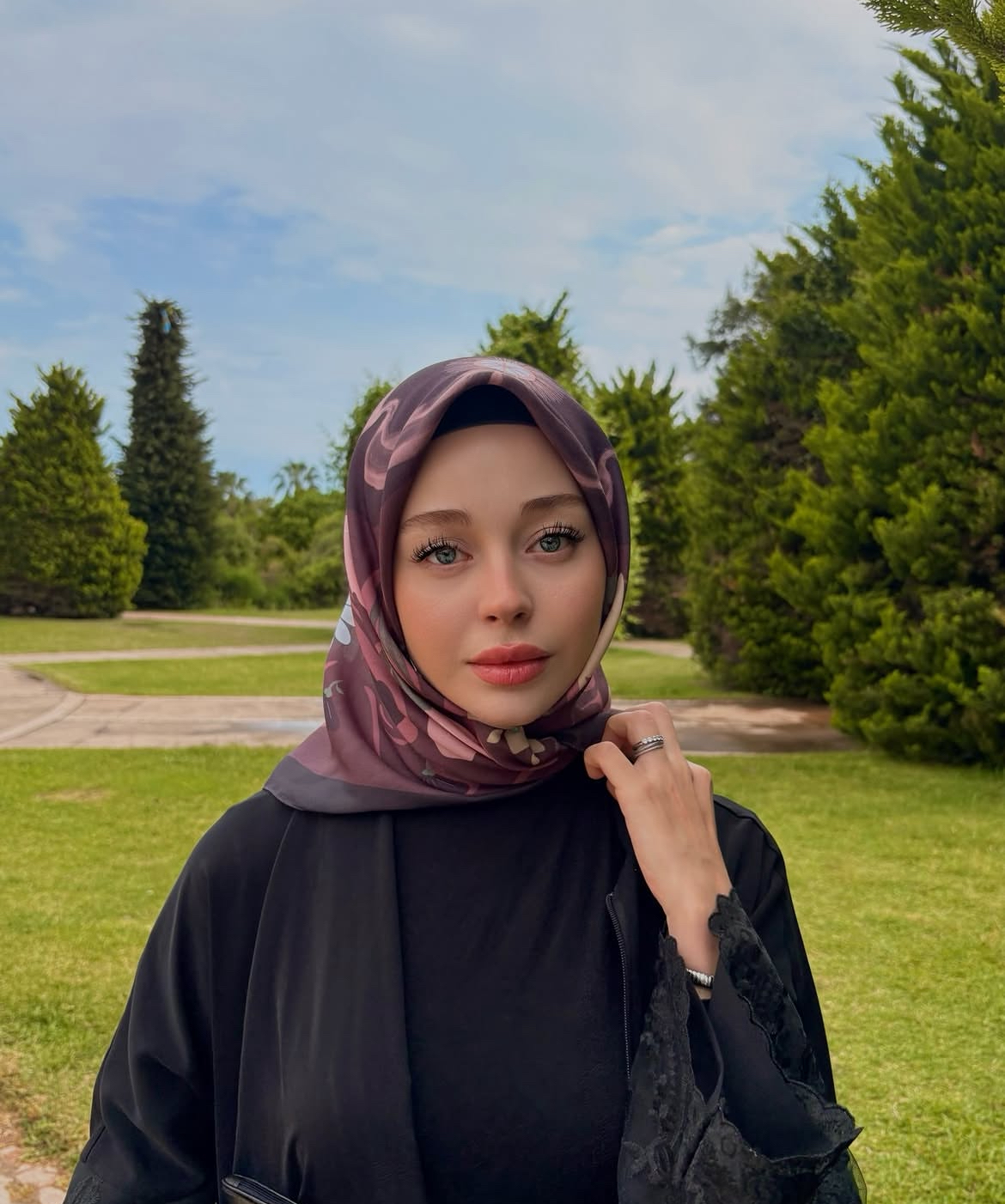 Demrek Gerçek Bayan Bayan Escort Müşerref