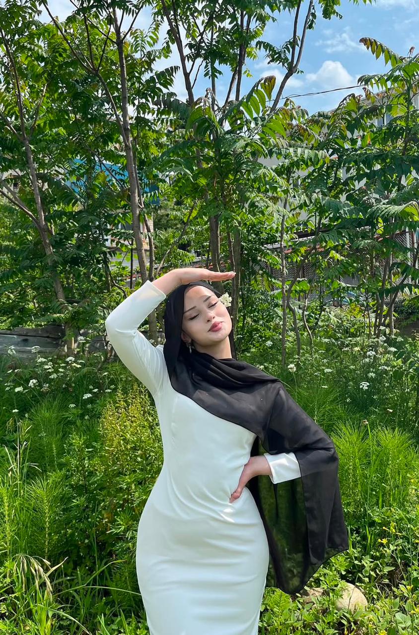 Tiyek Saygılı Kadın Bayan Escort Dila