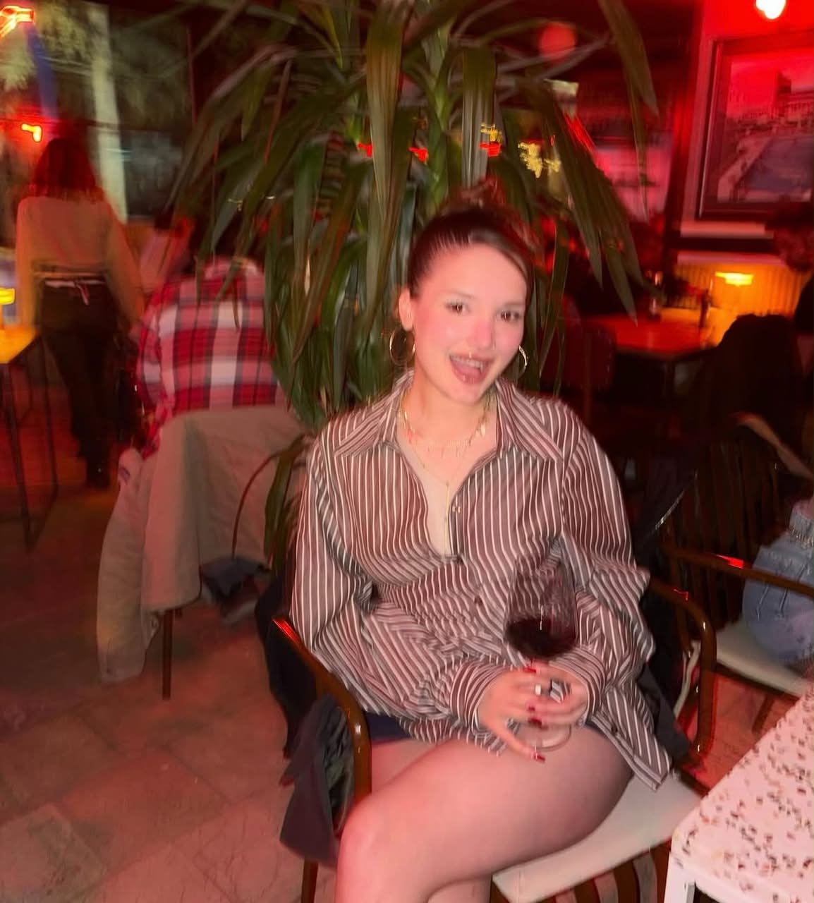 Söğüt Arabada Görüşen Escort Cıva